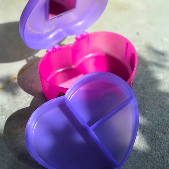 Y2K Heart Shaped Powerpuff Girls case 💙💚💕 - Picture 4 of 4